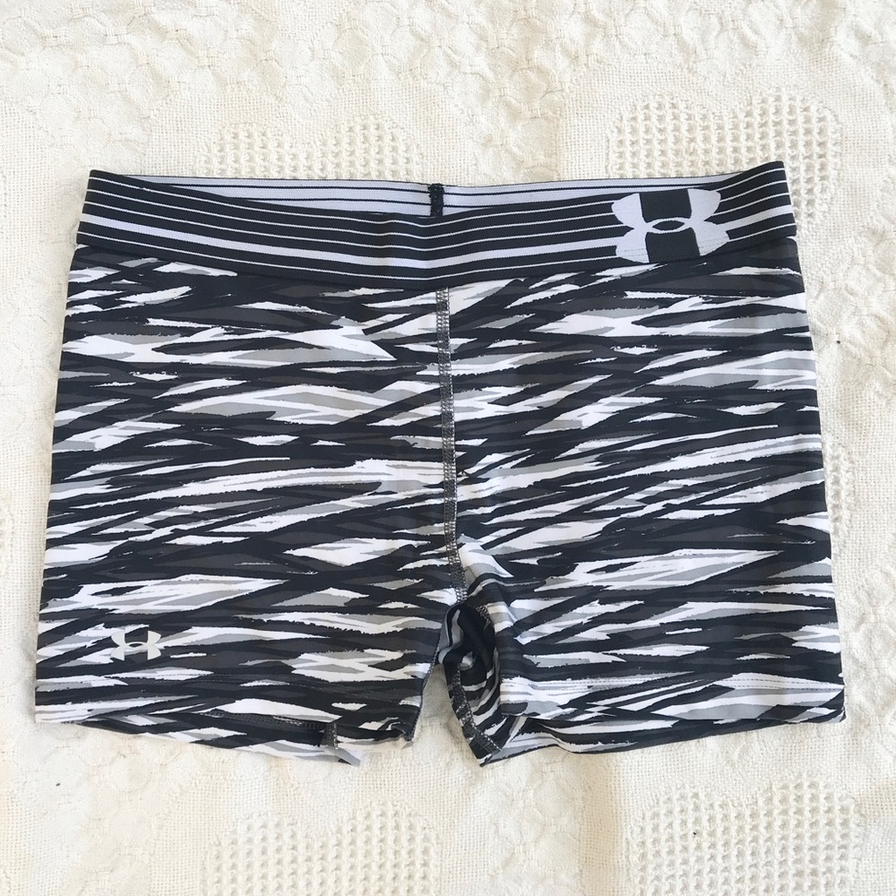 Black white and grey under armor spandex